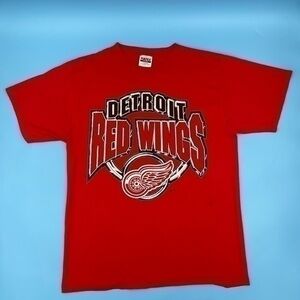 Vintage Made In USA Detroit Red Wings NHL Graphic Tee